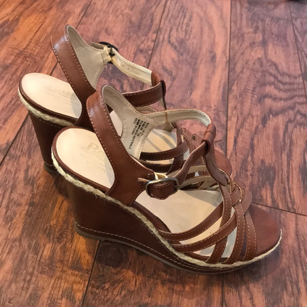 platform heels - Picture 4 of 11